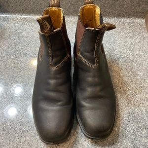 Women’s Blundstones